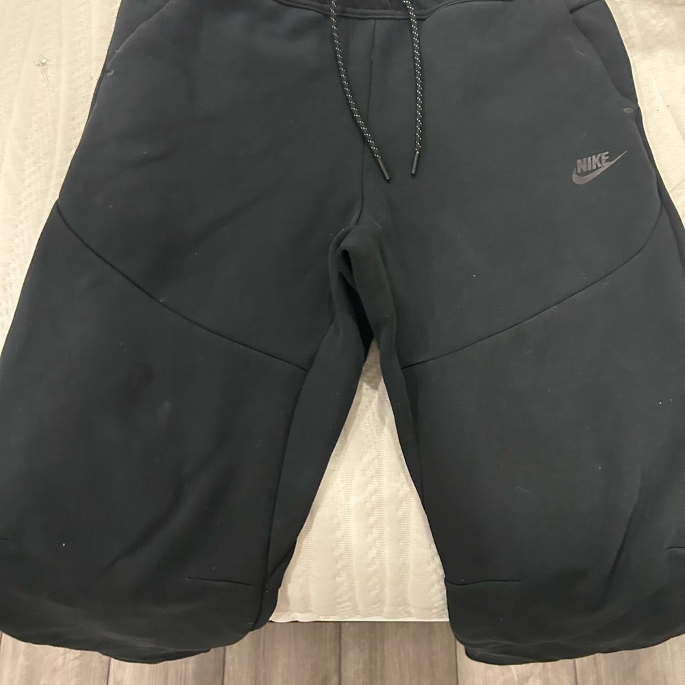 Nike Men's Black joggers like new